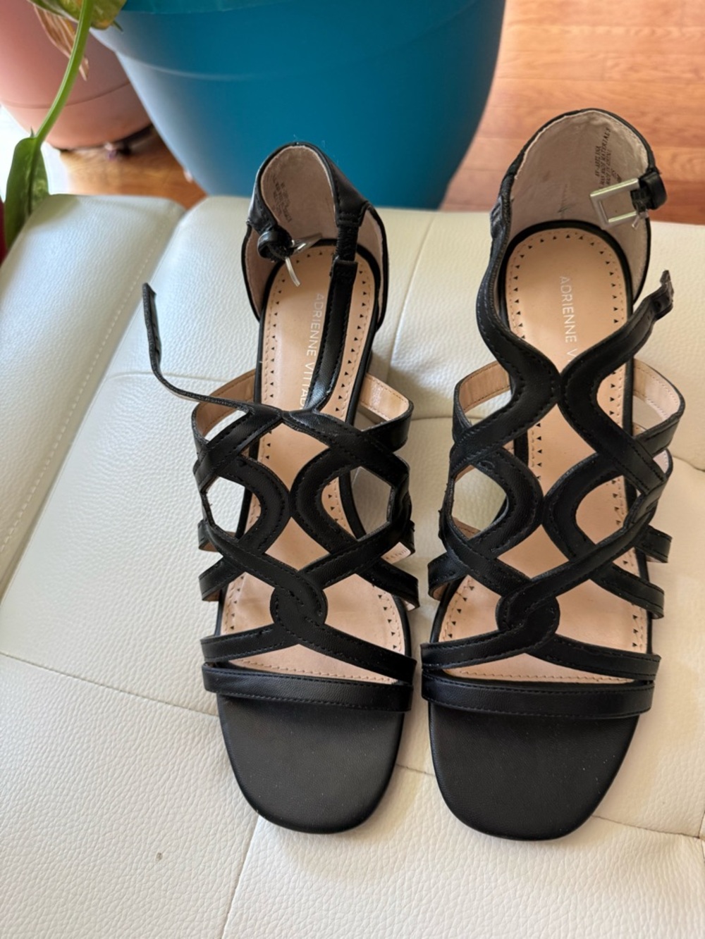 Adrienne Vittadini Adelina Sandal